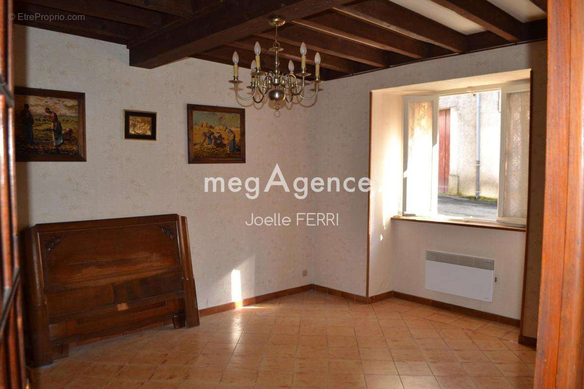 Maison de village de 116 m2 avec garage - photo 2