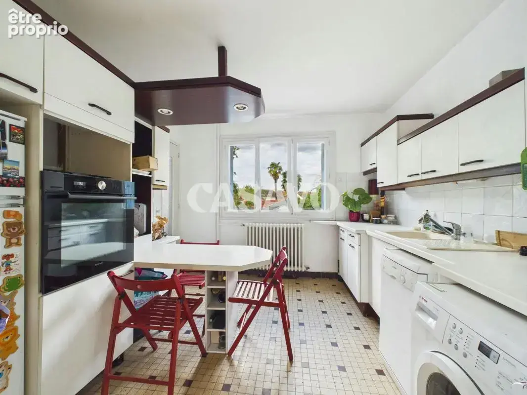Vente Appartement 5 pièces de 95m² - 44100 Nantes - photo 7