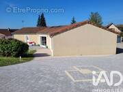 Photo 1 - Maison à GUEUGNON