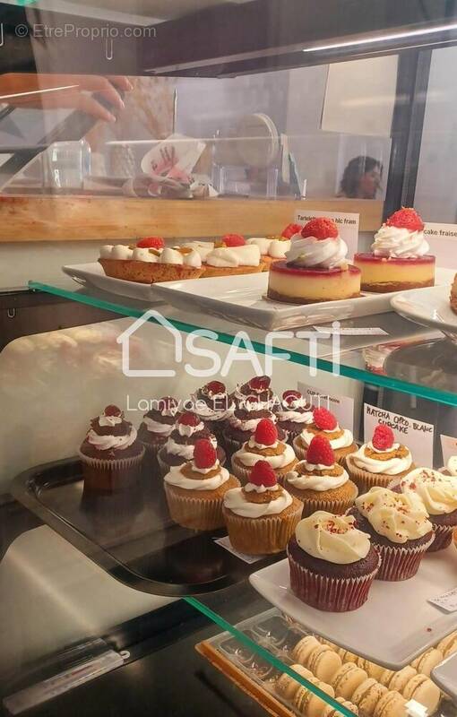 Photo 1 - Commerce à VINCENNES