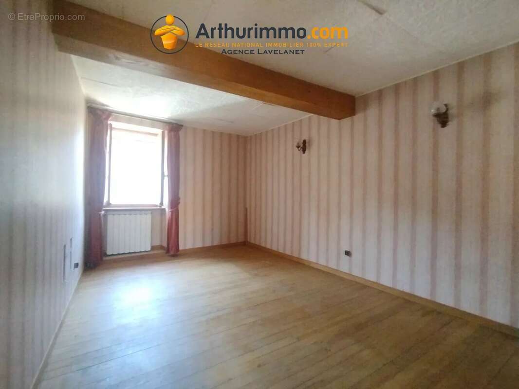 Grande maison de caractere de 105m² avec combles amenageables - photo 7
