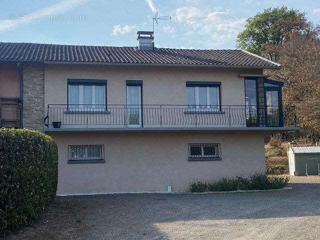 Maison à PUY-GUILLAUME