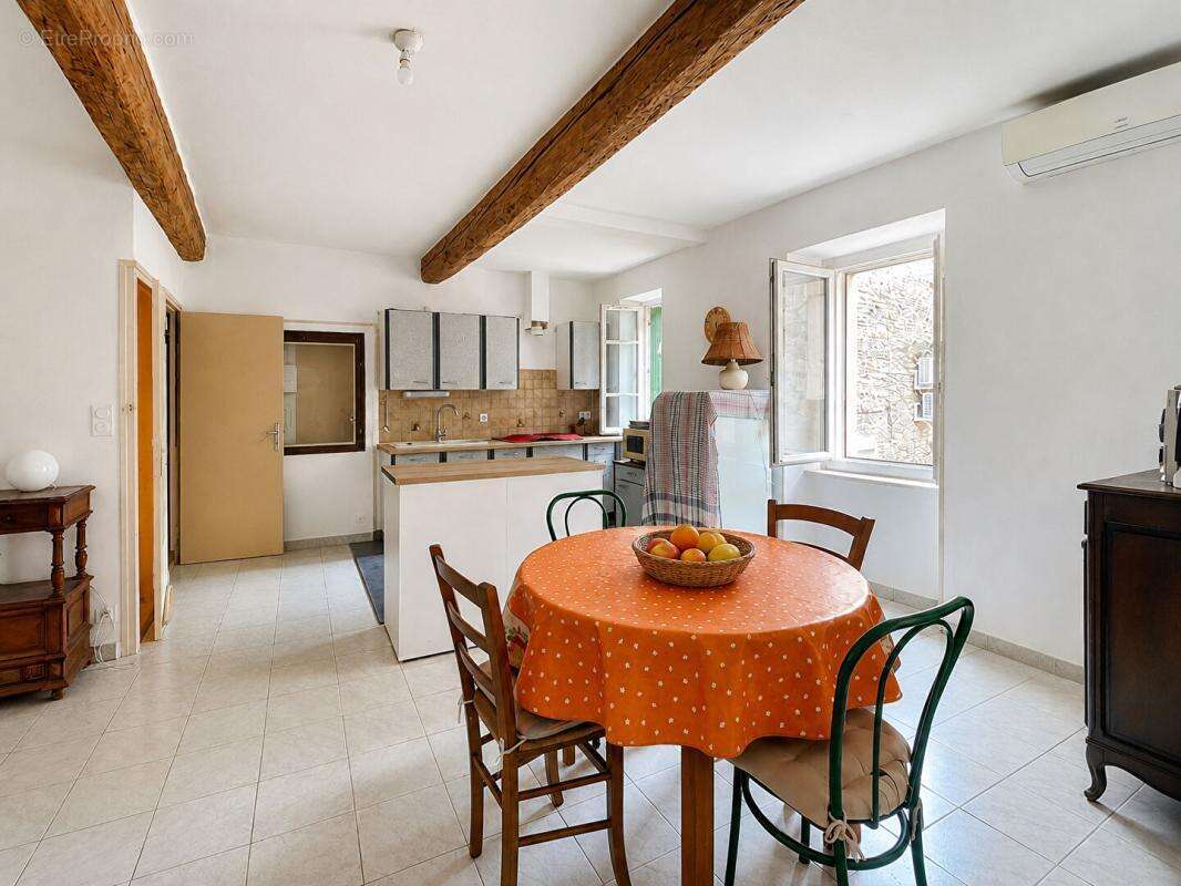 EXCLUSIVITÉ, Maison de ville avec garage, cave à Rieux-Minervois - photo 5