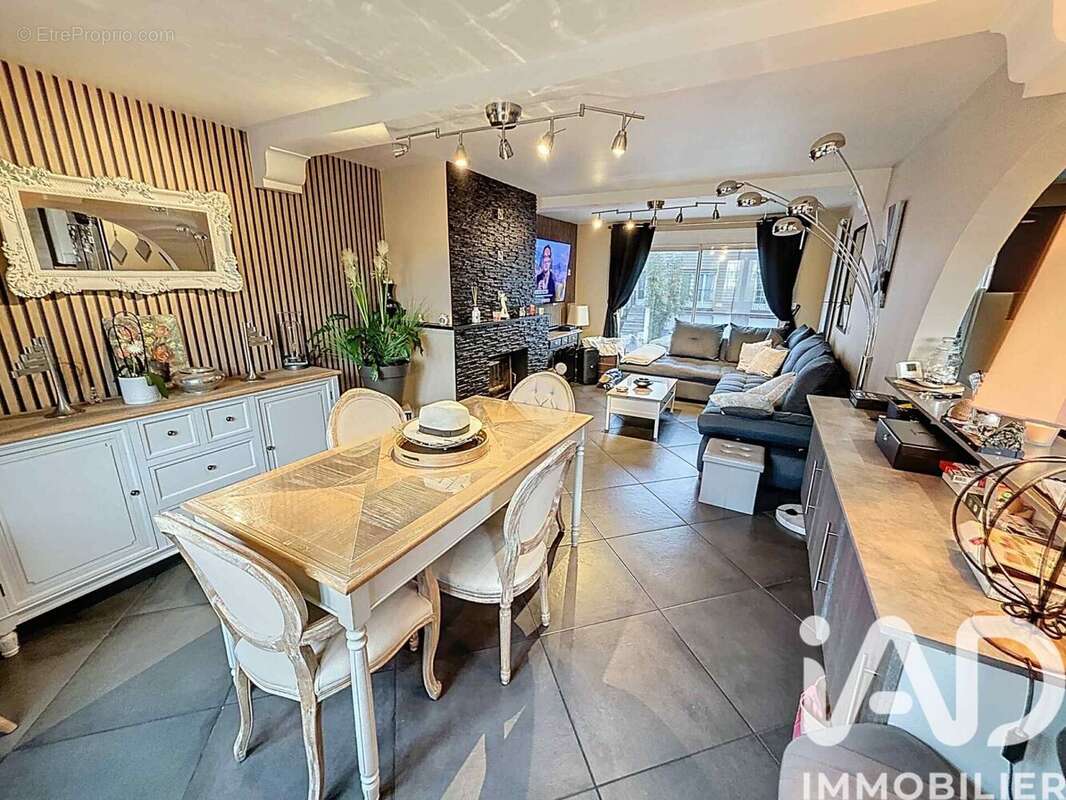 Photo 2 - Maison à COUDEKERQUE-BRANCHE