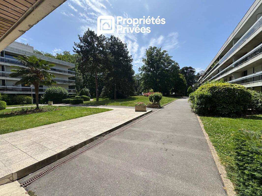 Appartement à VERSAILLES