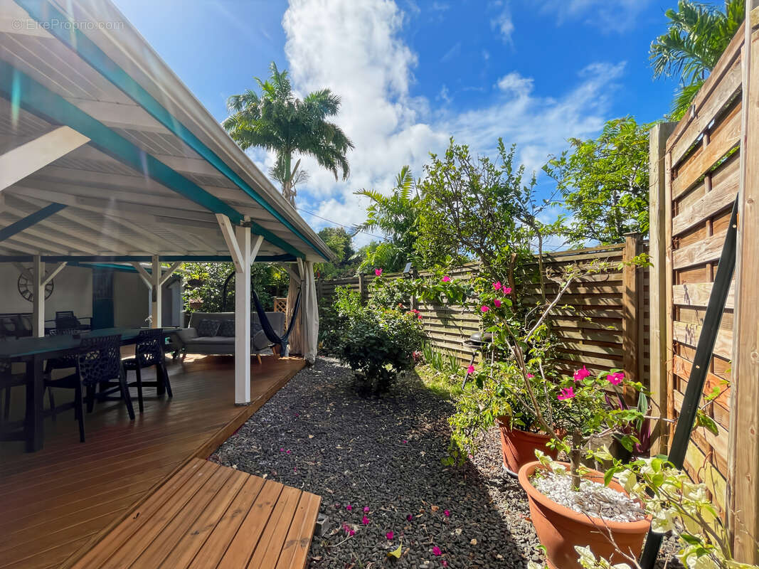 Appartement à SAINTE-ANNE