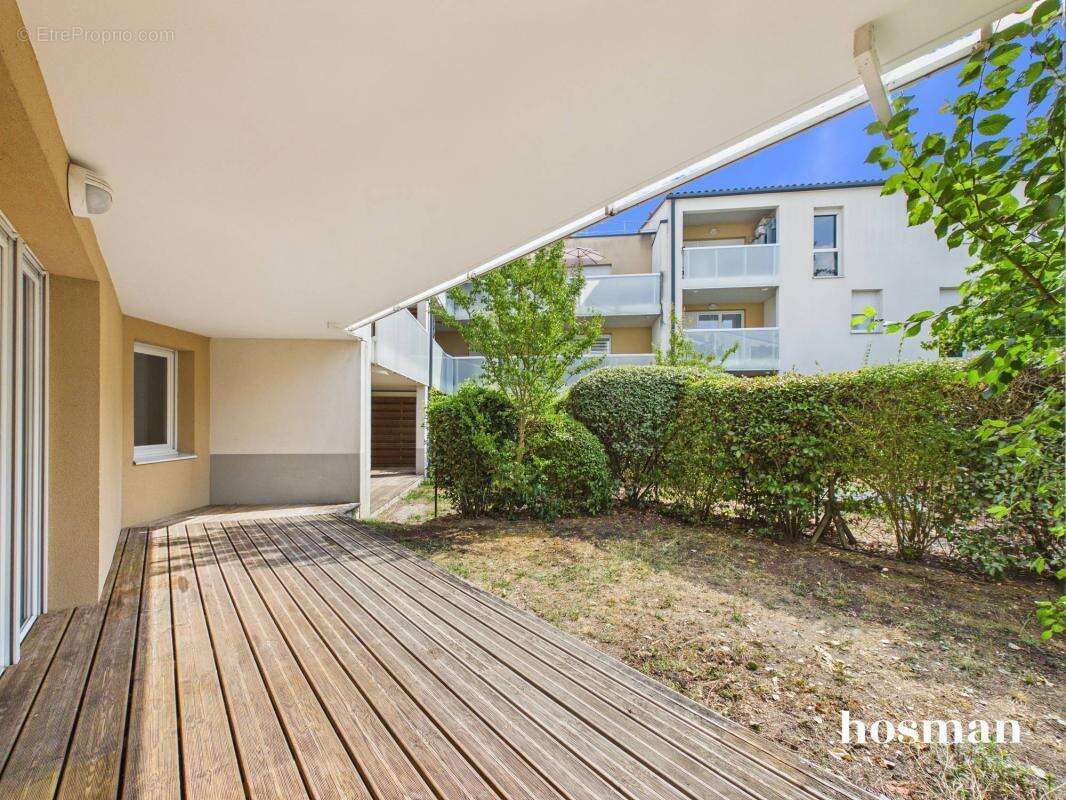 Superbe appartement T4 de 87 m² avec jardin privatif, double parking, Rue Hustin, Le Haillan - photo 13