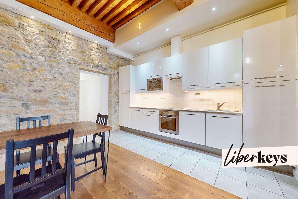 Appartement à LYON-1E