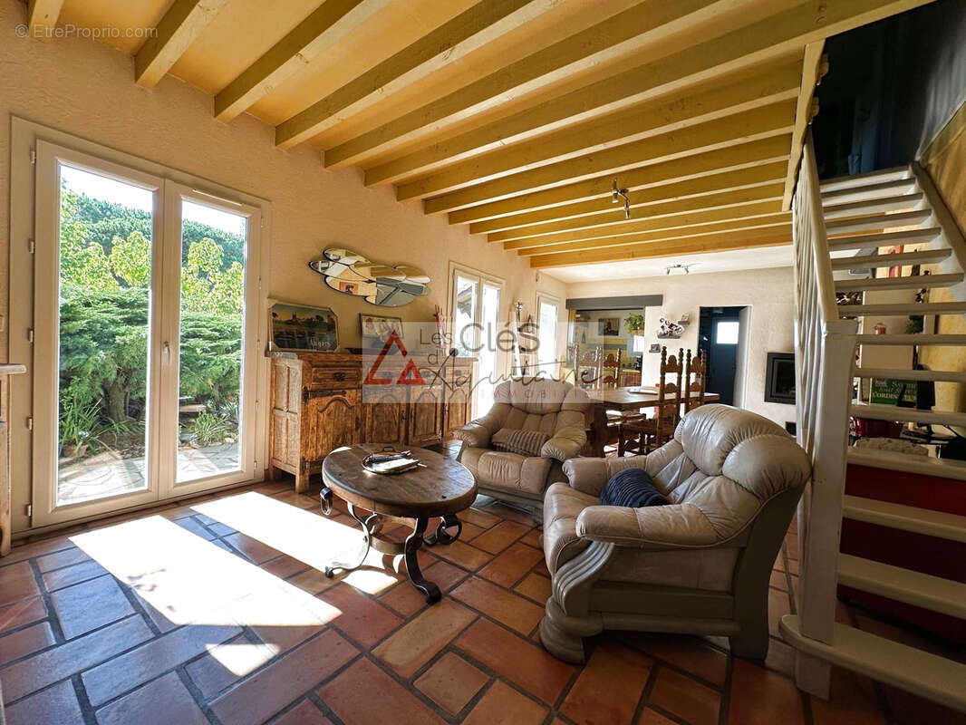 Maison à CADILLAC