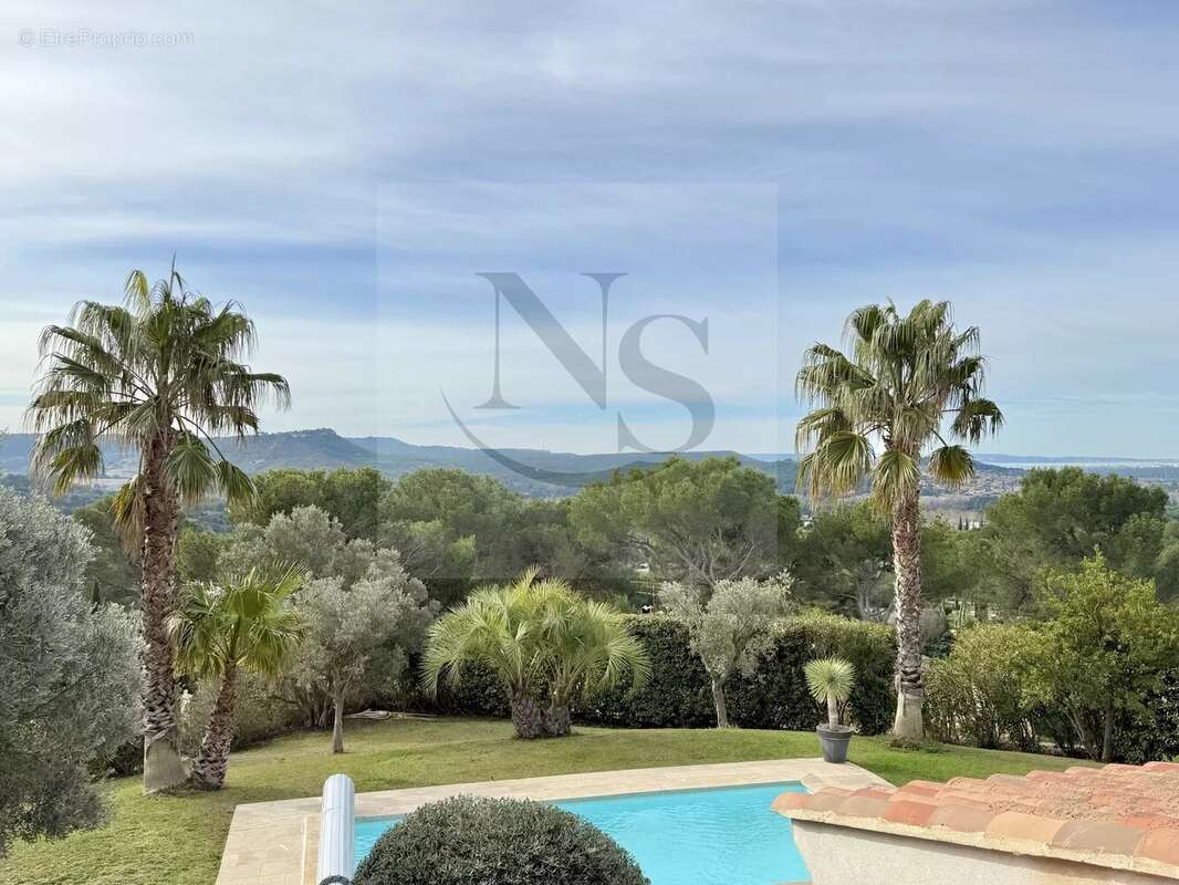 Maison à AIX-EN-PROVENCE