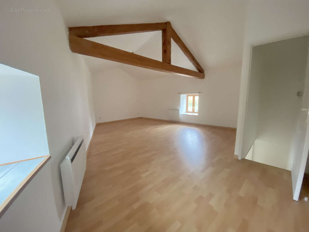 Appartement à MARSAC-EN-LIVRADOIS