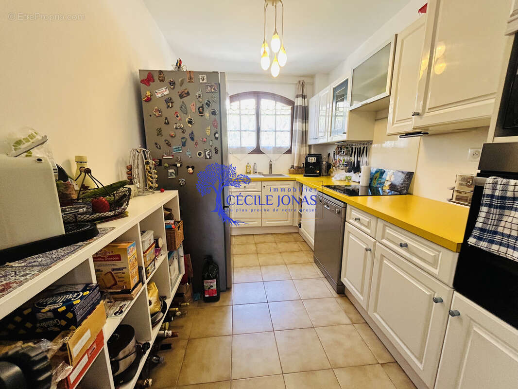 Appartement à CARQUEIRANNE