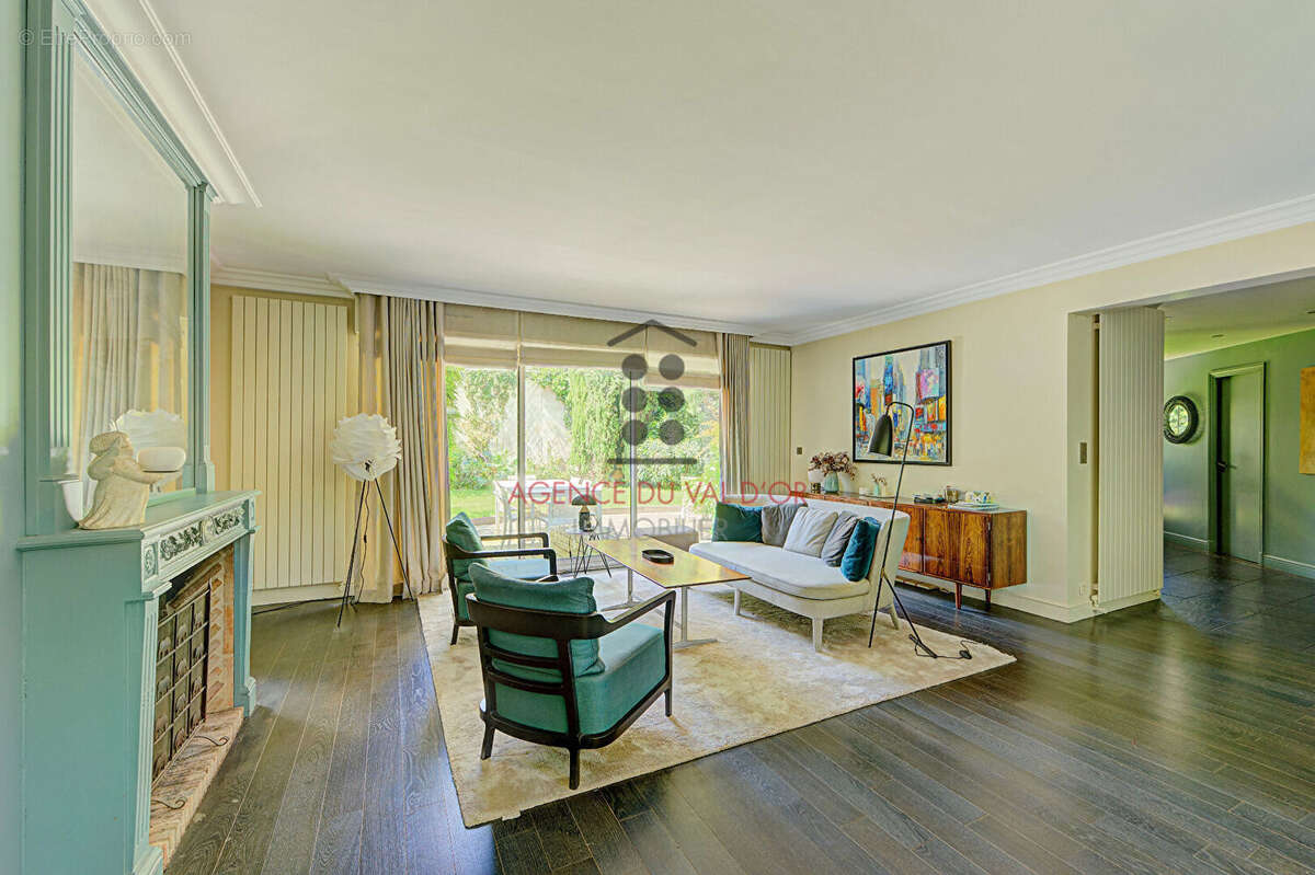 Maison Suresnes / 7 pièces 195 m2 (260 m2 au sol) / Liberté - Bon état avec Jardin intimiste - photo 6
