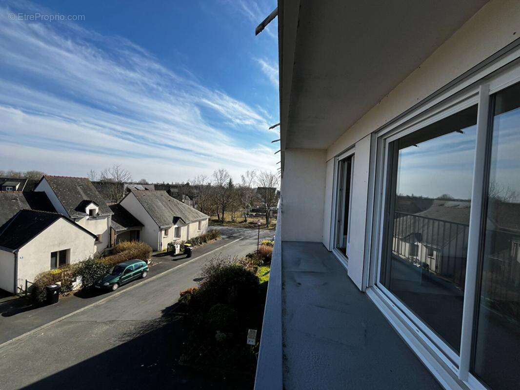 Appartement à PELLOUAILLES-LES-VIGNES