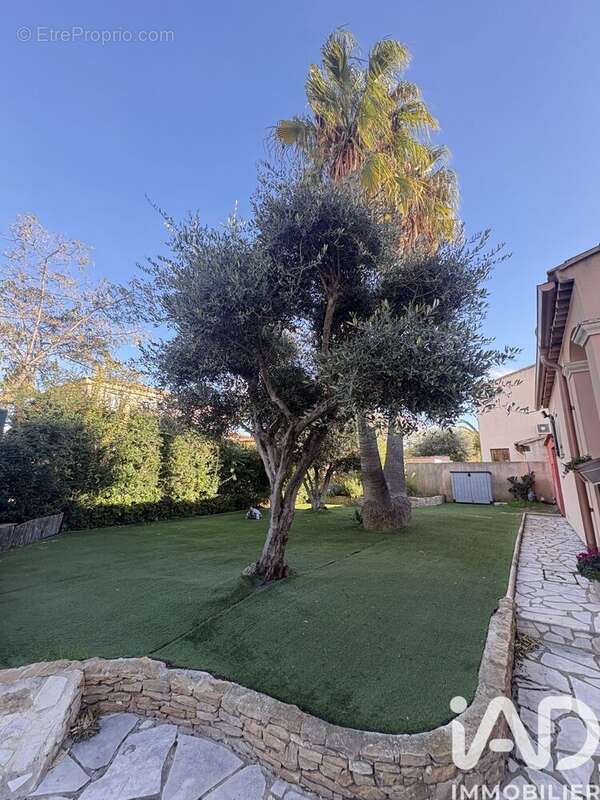 Photo 2 - Maison à SAINT-CYR-SUR-MER