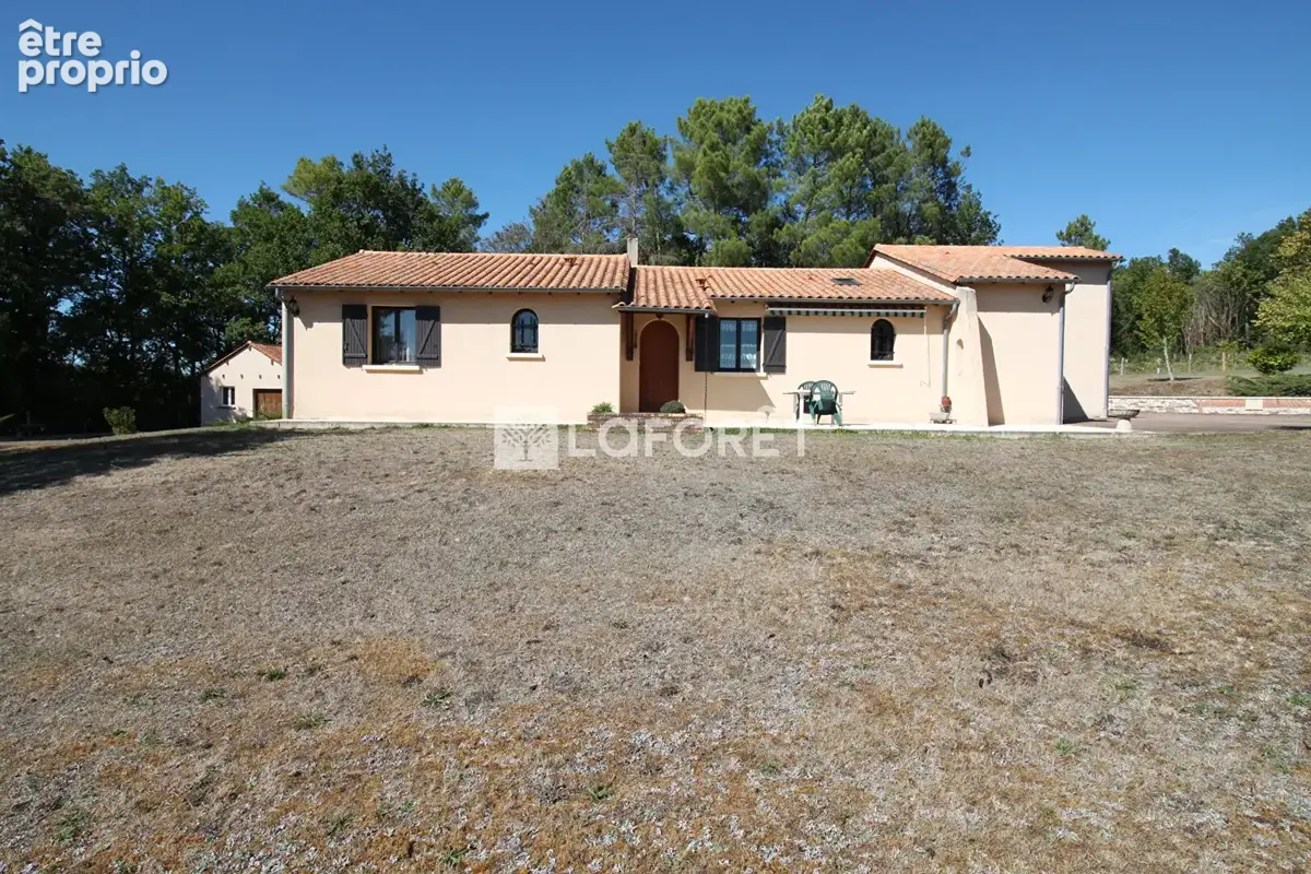 Photo Maison à La Chapelle-Faucher au prix de 265 000€