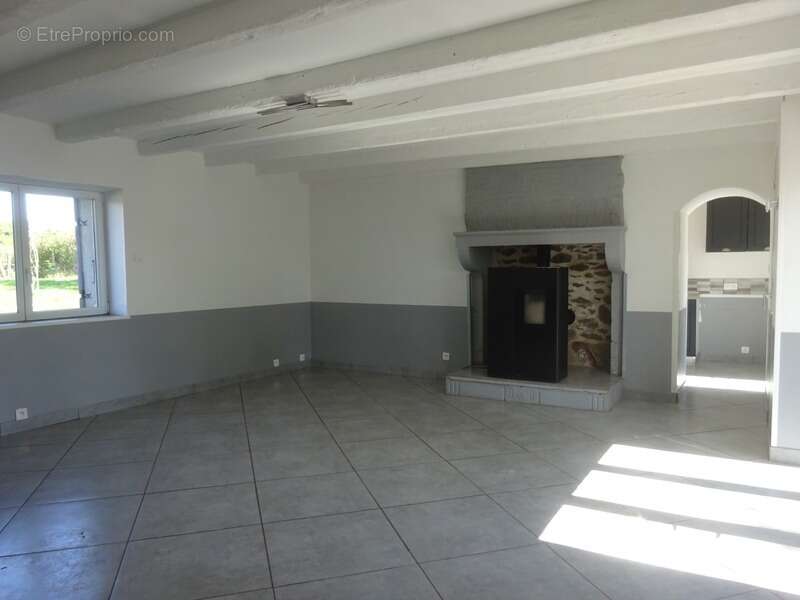 Maison à SAINT-AUBIN-EN-CHAROLLAIS