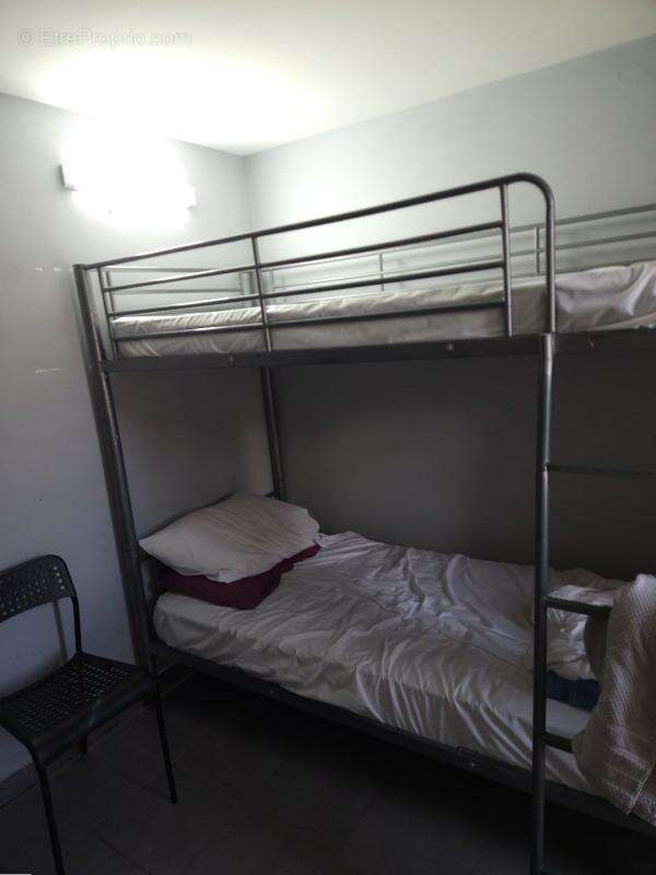 Commerce à SAINT-DENIS