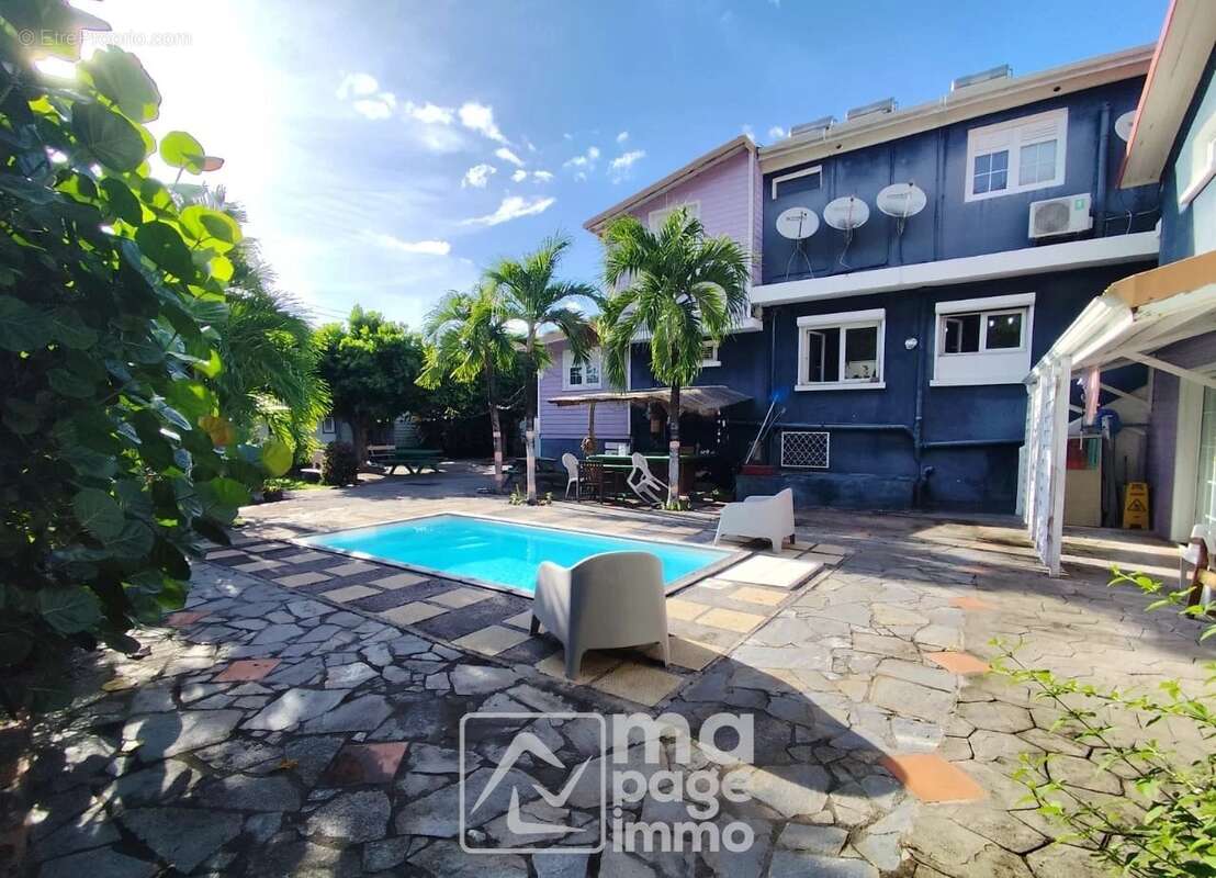 Appartement à CASE-PILOTE