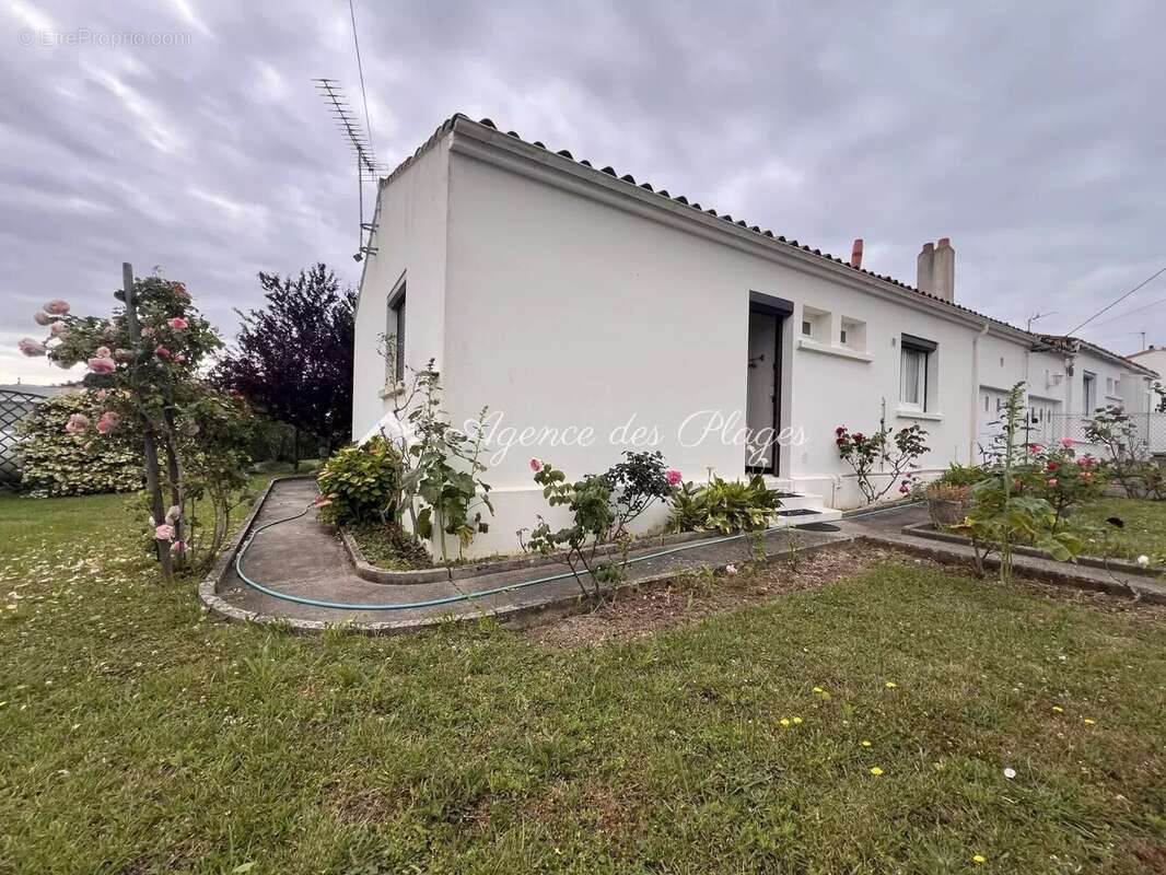 Maison à MESCHERS-SUR-GIRONDE