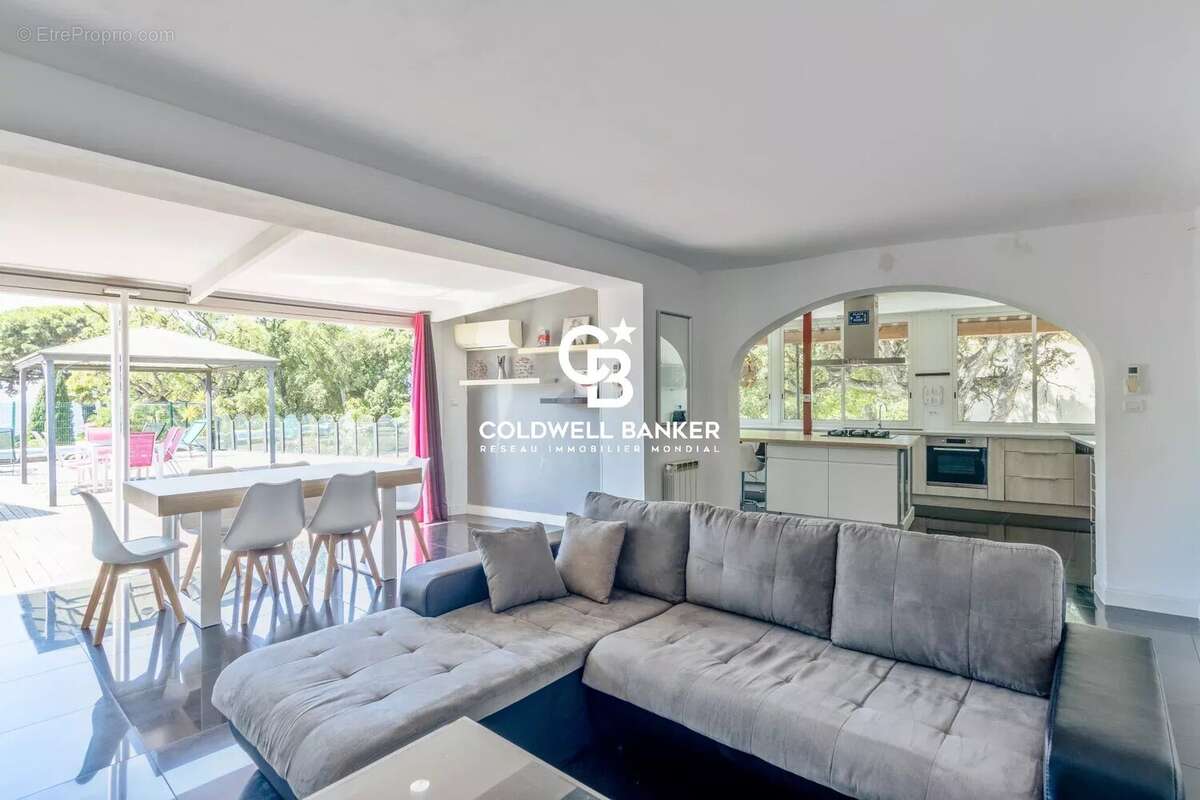 Appartement à LE LAVANDOU
