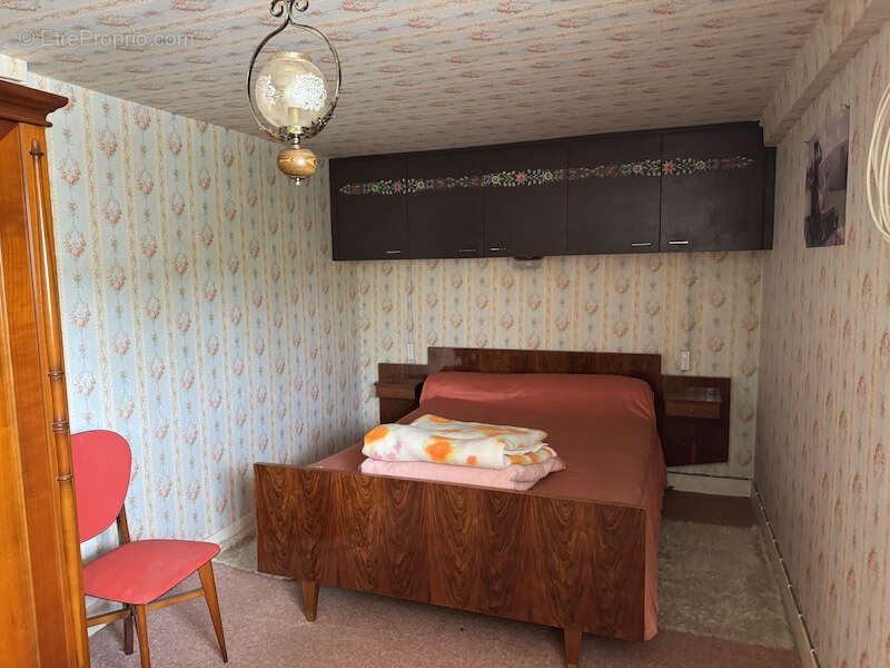 Maison à BARBEZIEUX-SAINT-HILAIRE