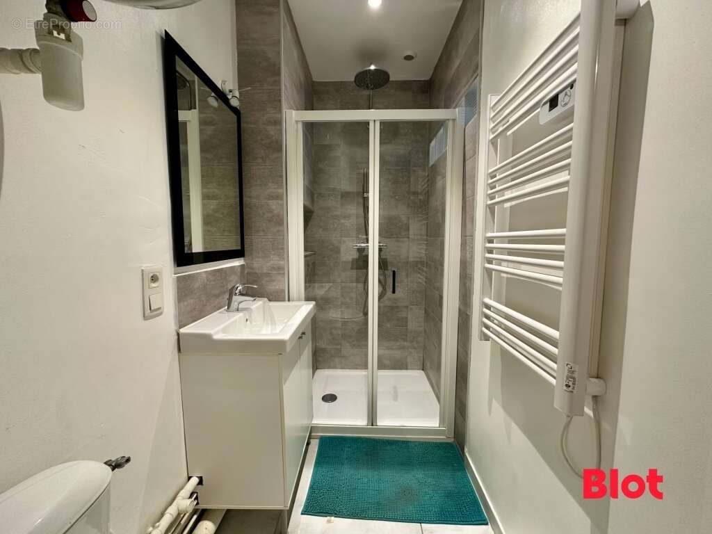 Appartement à MONTFORT-SUR-MEU