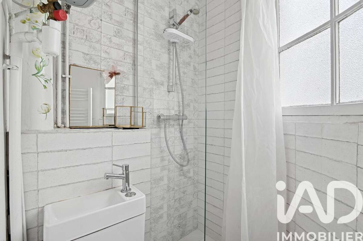 Photo 8 - Appartement à PARIS-9E