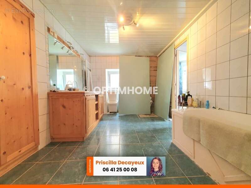 Maison à GROSSOUVRE