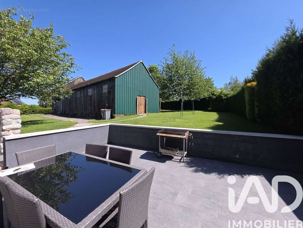 Maison 170 m² à Saint-Remy-Chaussee  - photo 3