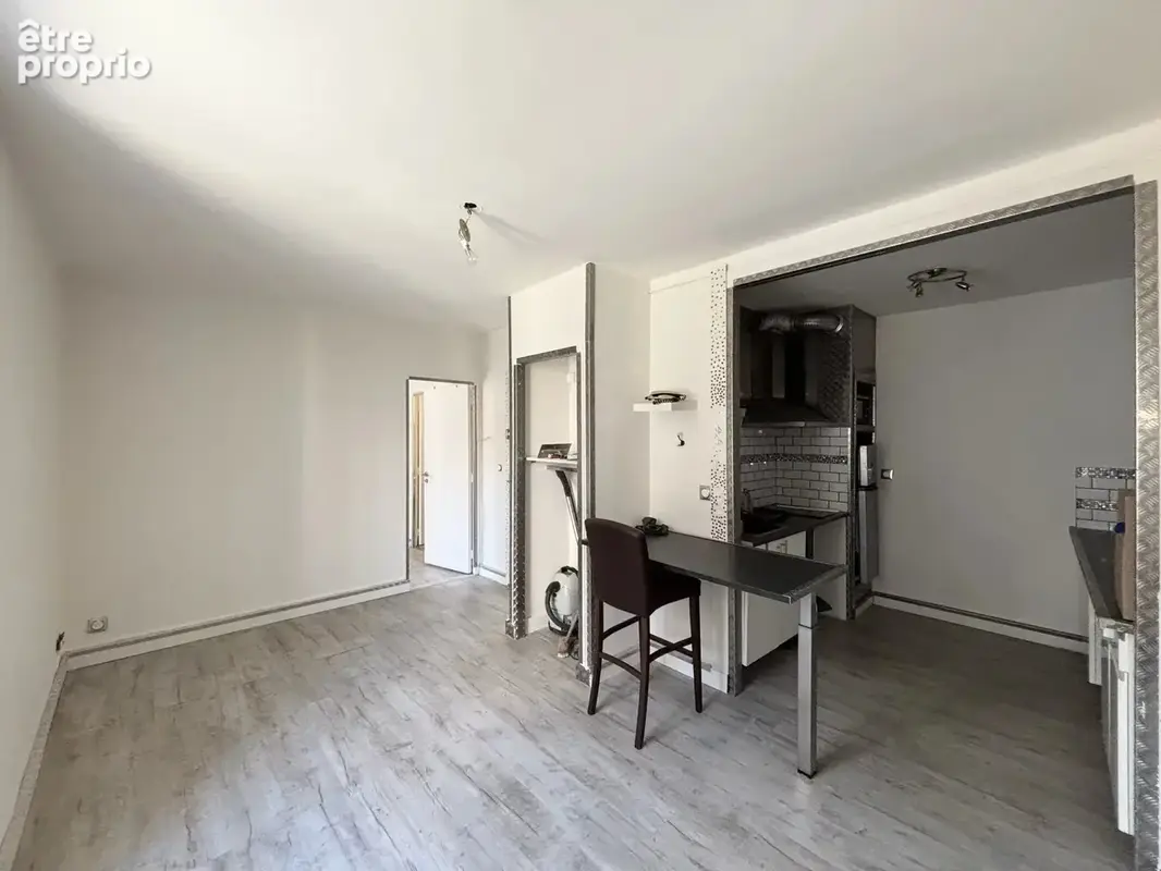 Clermont-Ferrand Hypercentre : Immeuble de rapport - 5 appartements et caves - photo 6