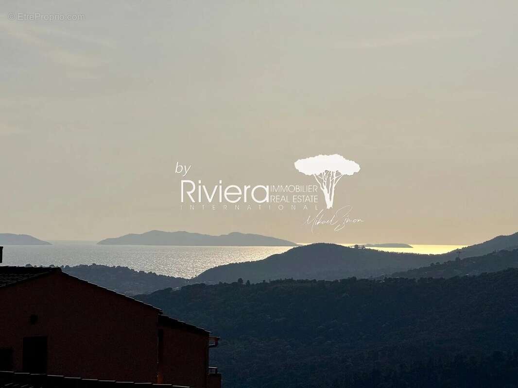 Appartement à LA CROIX-VALMER