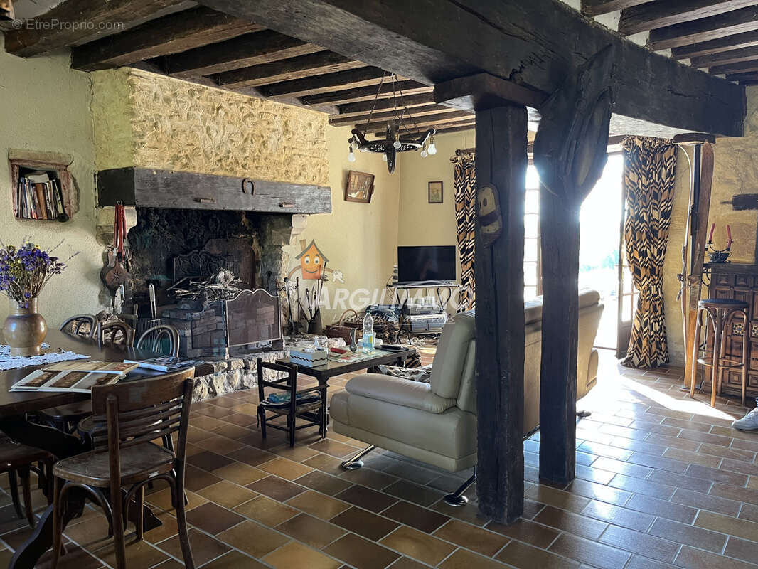 Maison à VIBRAYE