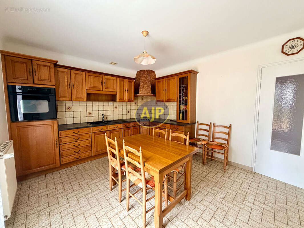 Maison Guemene-Penfao 76 m2 - 1000 m2 terrain - photo 3