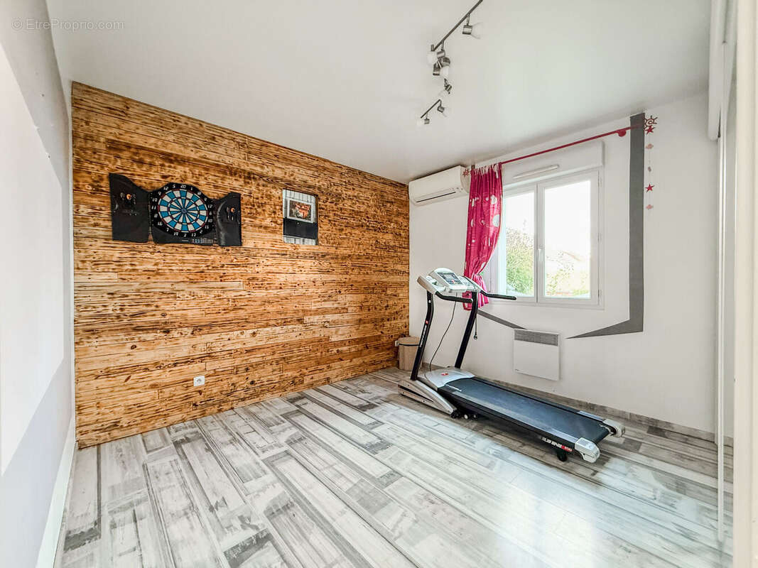 Photo 9 - Maison à ROSIERES-EN-SANTERRE