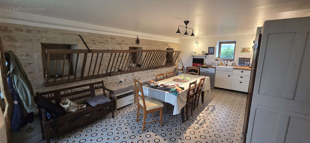 Maison à ARZEMBOUY