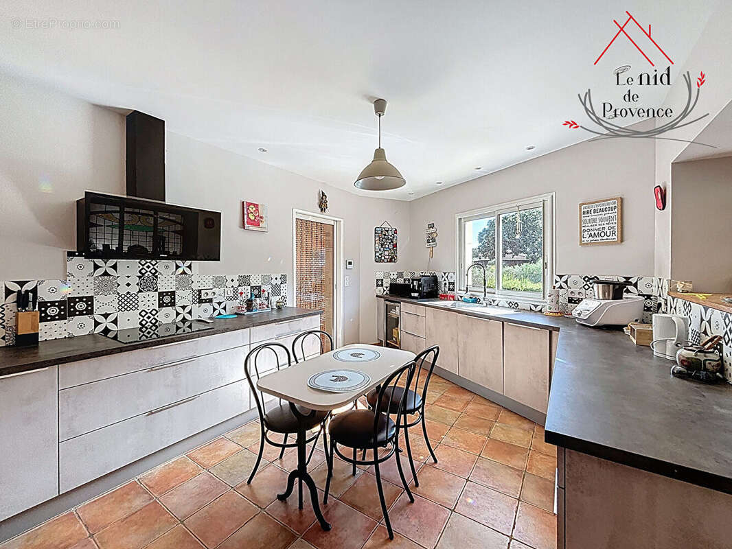 Maison à LAGARDE-PAREOL