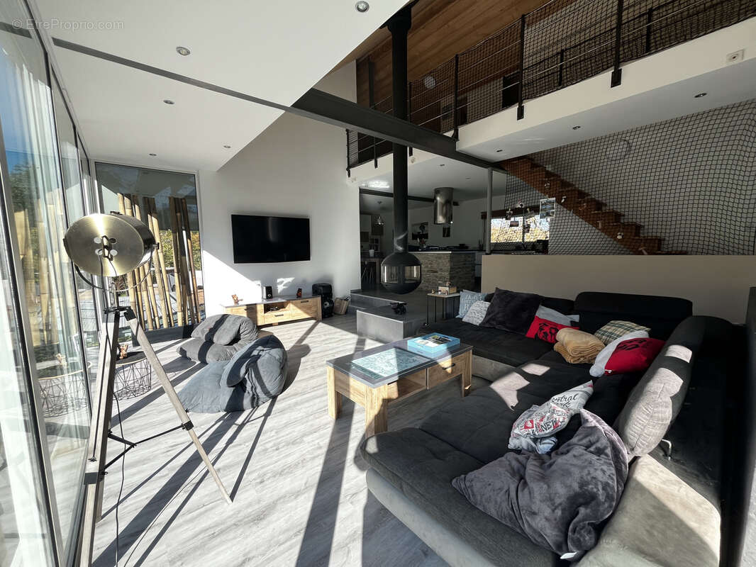 Maison à SALVAGNAC-CAJARC