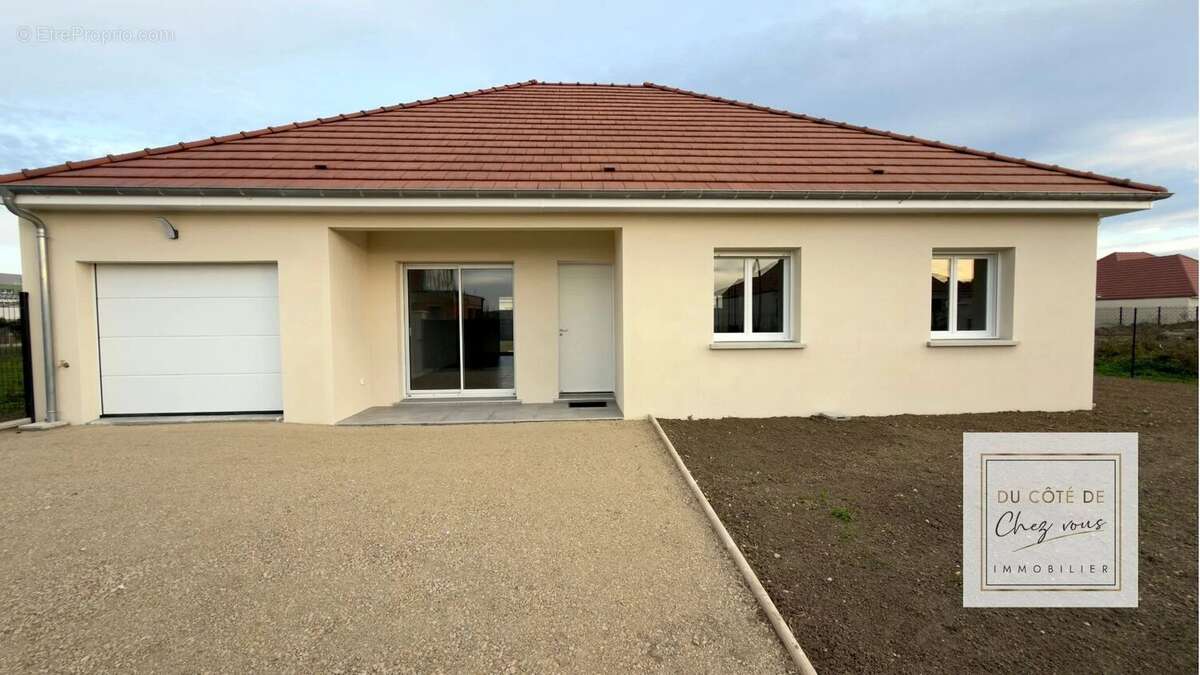 Maison à ROSIERES-PRES-TROYES