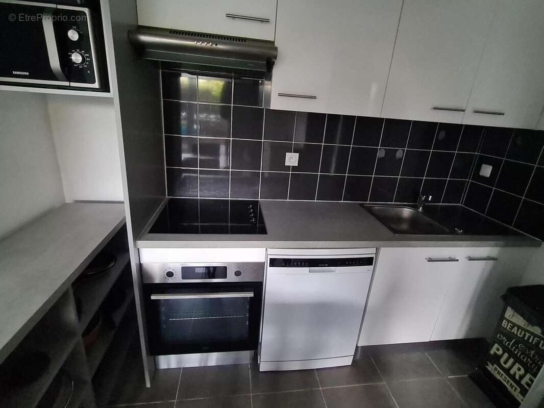   - Appartement à TOURNEFEUILLE