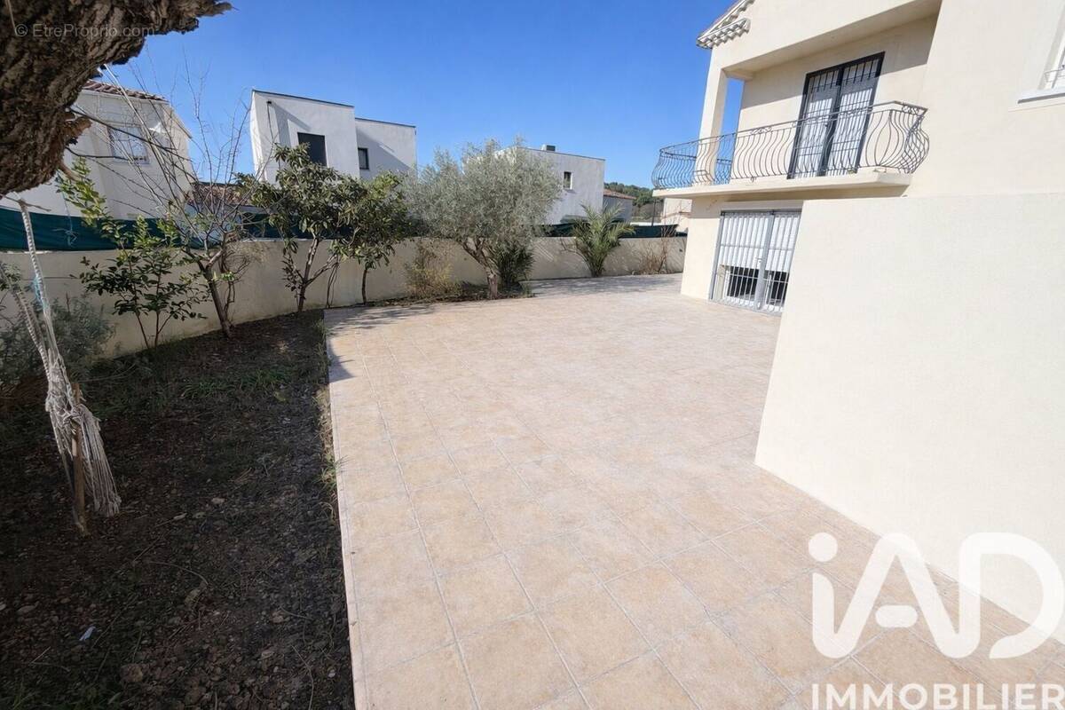 Photo 1 - Appartement à MILHAUD