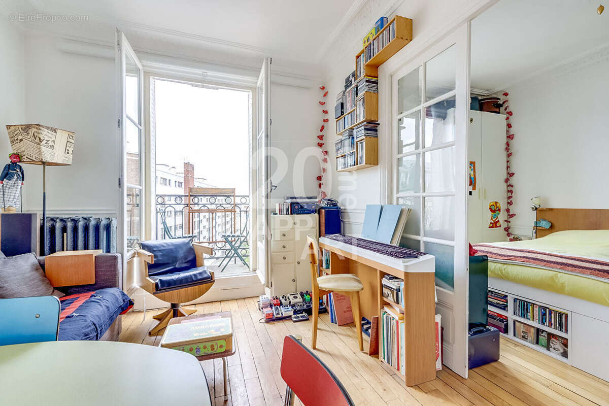 Appartement à PARIS-20E