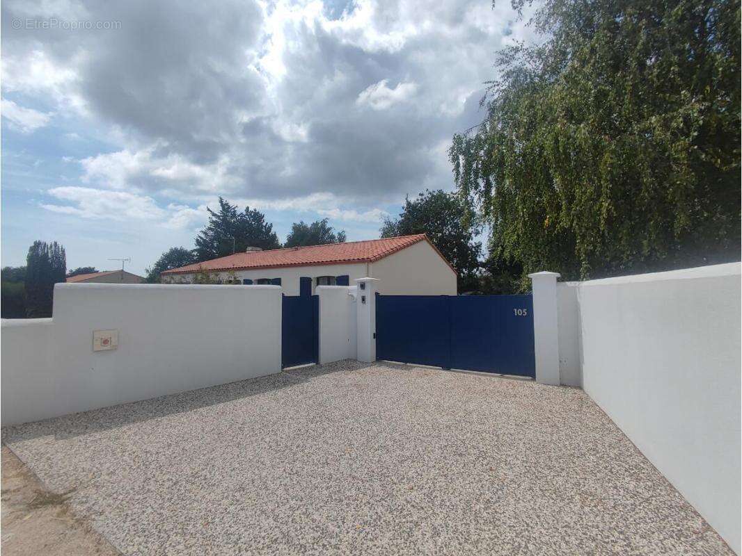 Maison à TALMONT-SAINT-HILAIRE