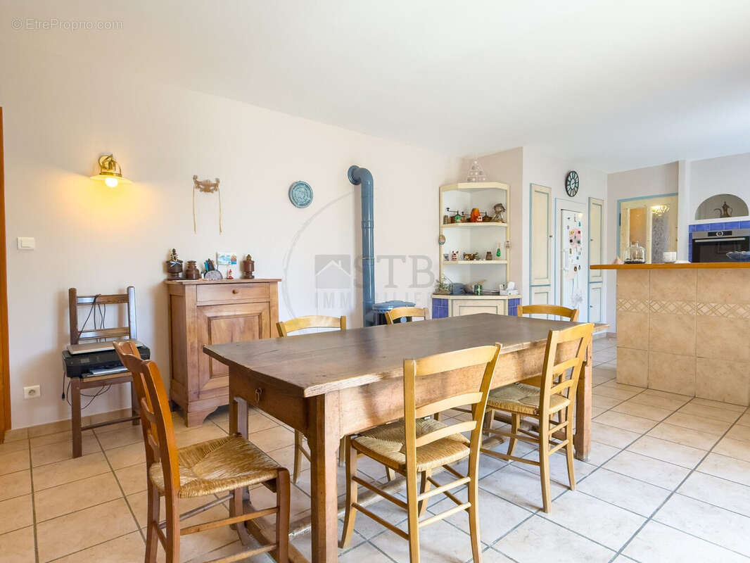 Maison à ROMPON