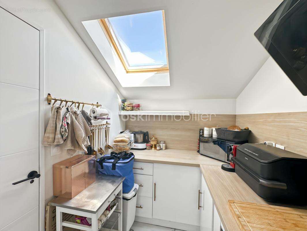 Appartement refait à neuf au dernier étage - photo 4