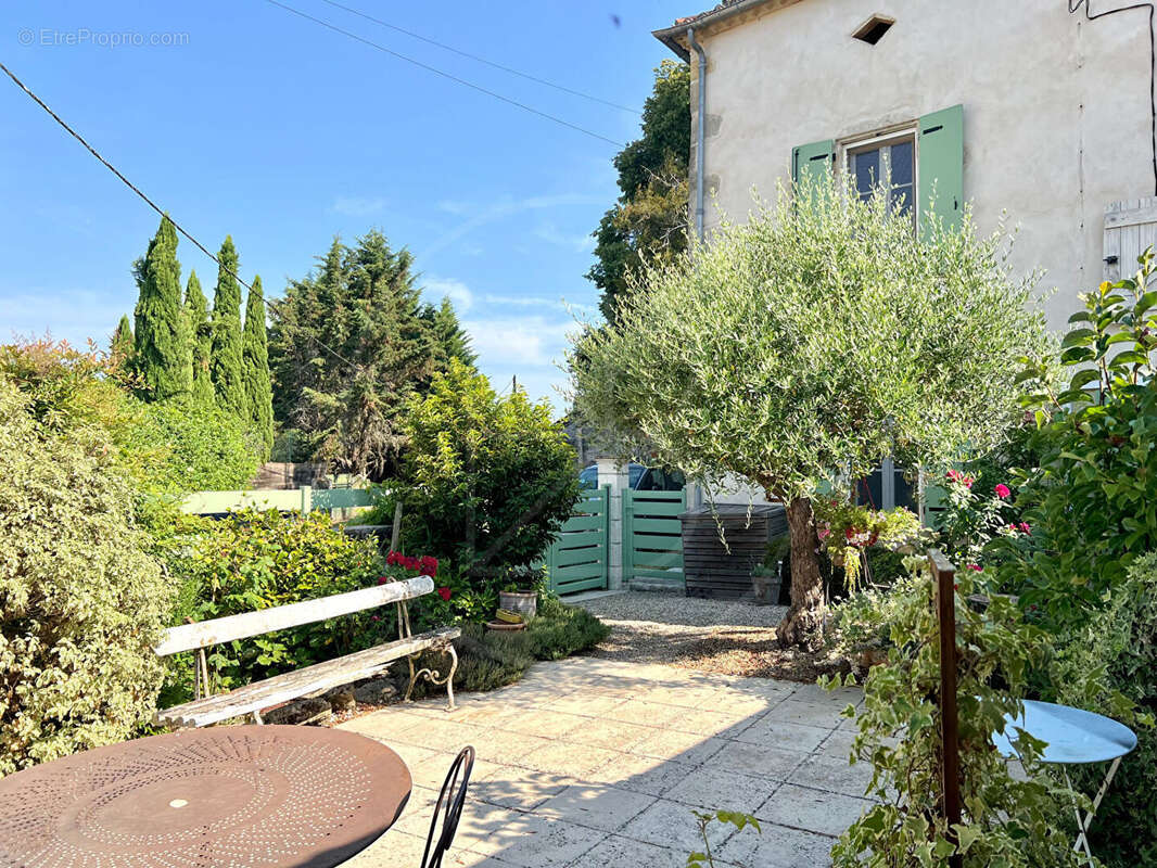 Maison de village avec appartement indépendant - photo 2