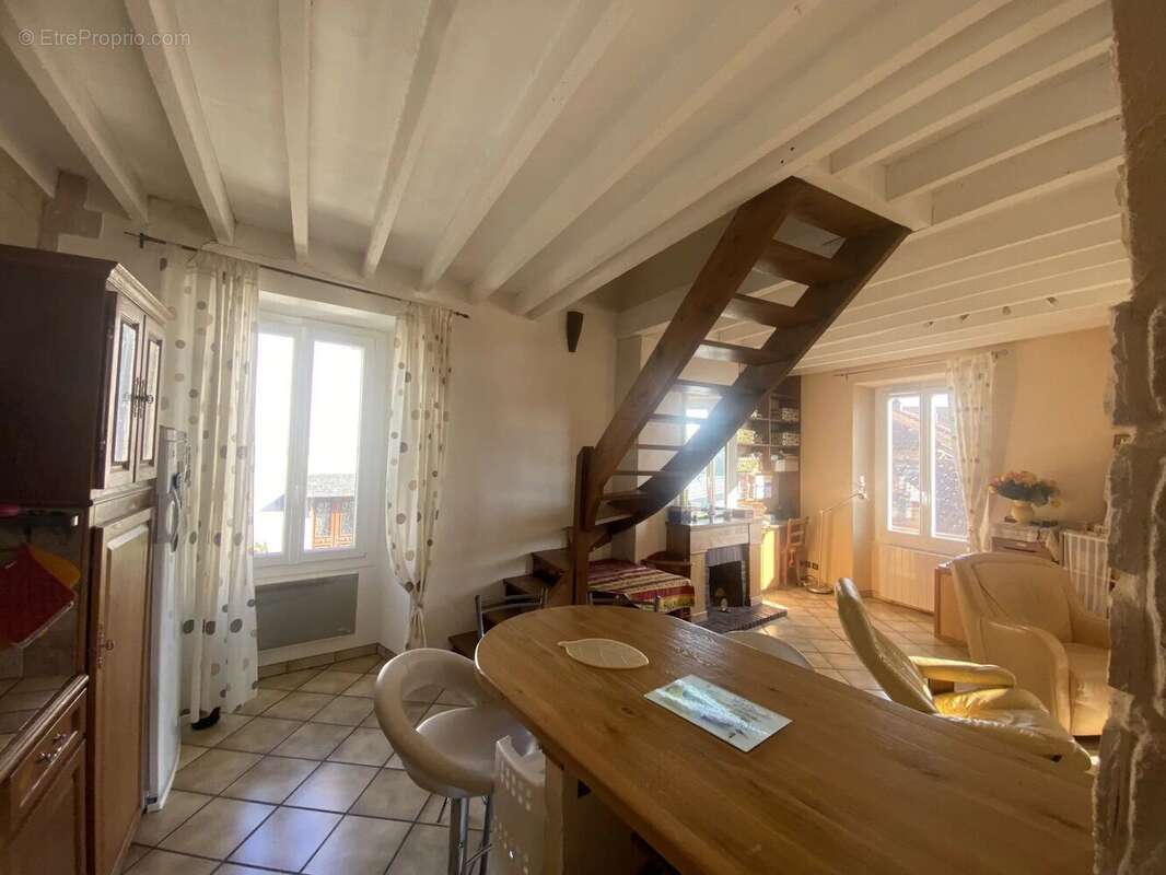 Appartement à DOURDAN