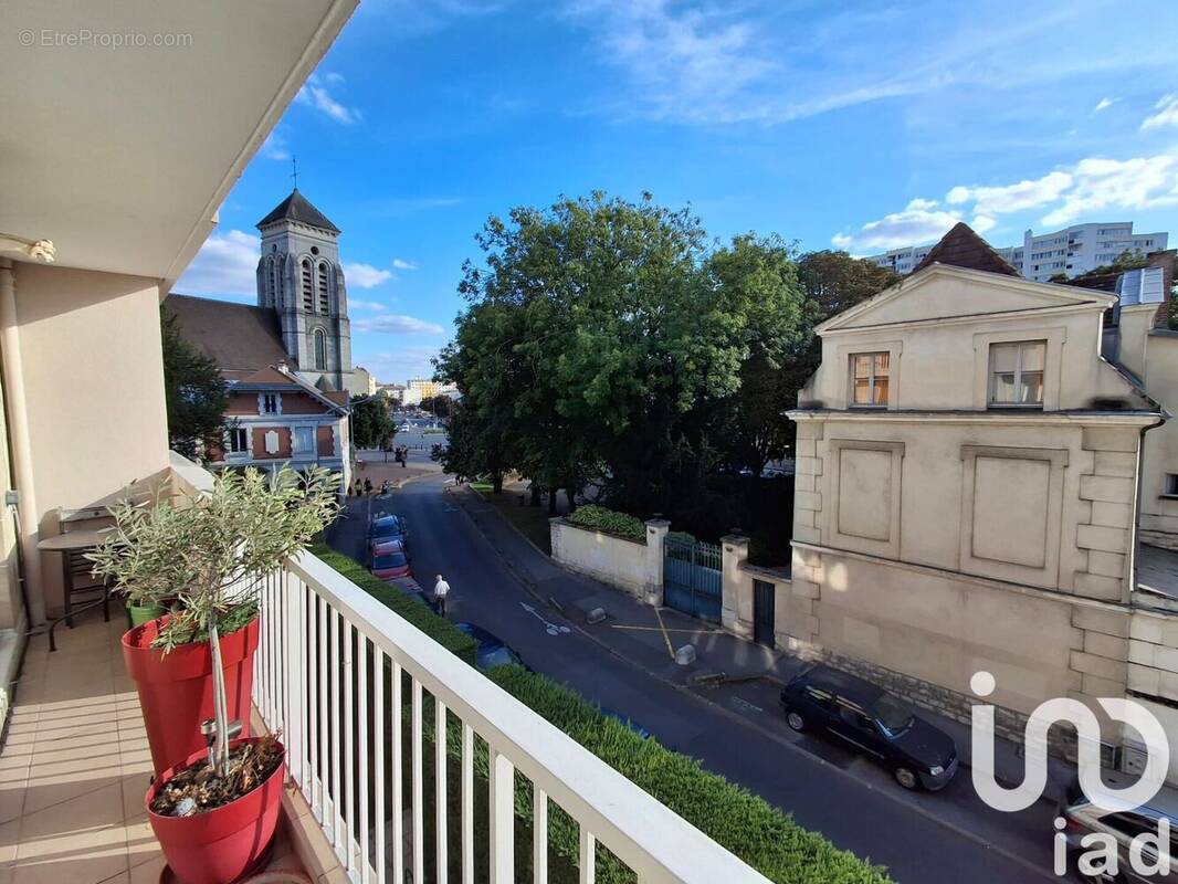 Photo 1 - Appartement à CRETEIL