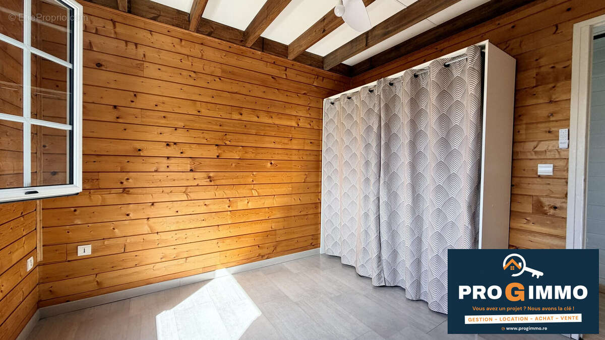 Maison 167 m² à Saint-Pierre  - photo 8