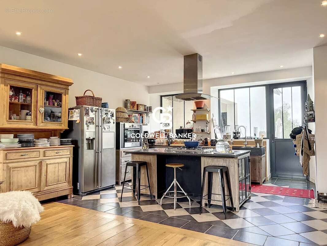 Maison à SAINTE-SOULLE